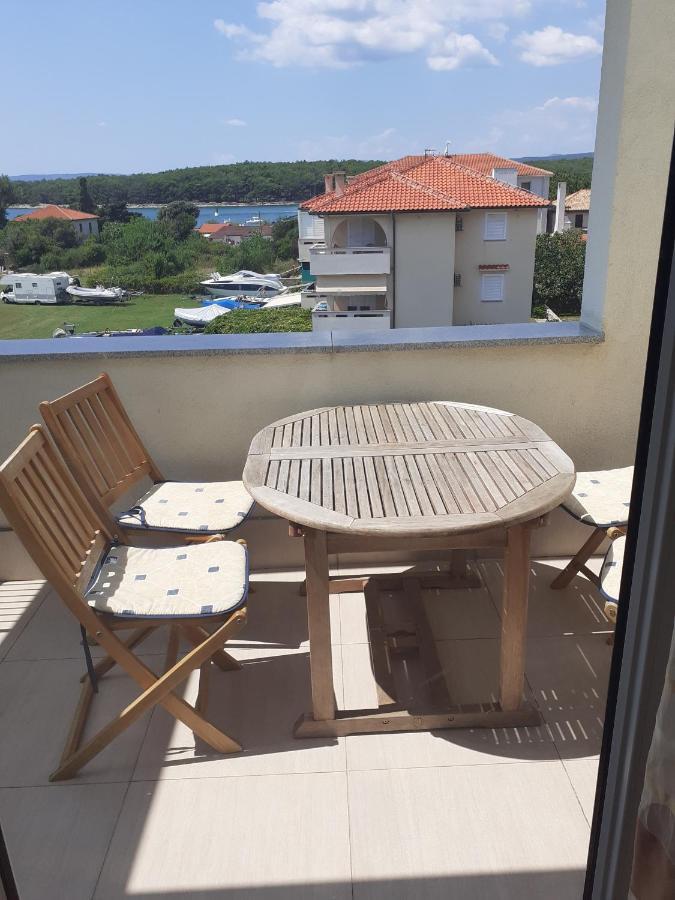 Apartment Vjera Punat Exterior photo